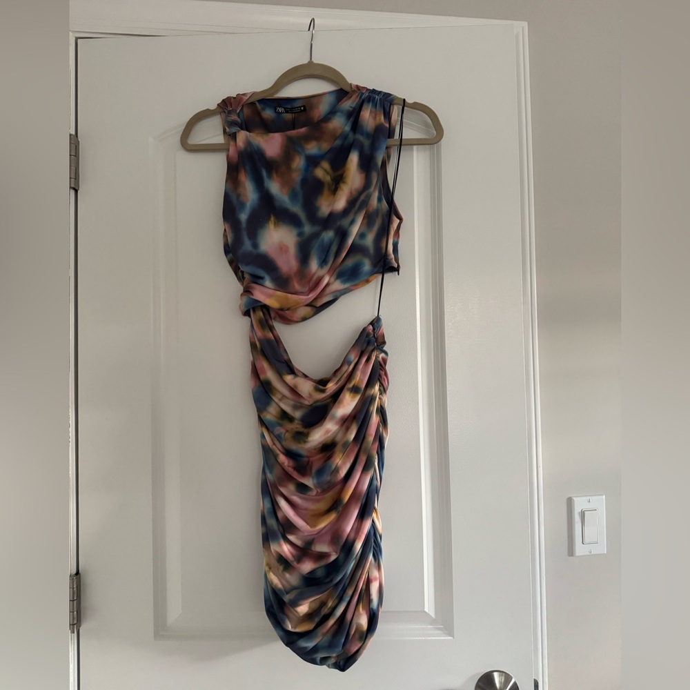 Zara cutout mini dress, Size M